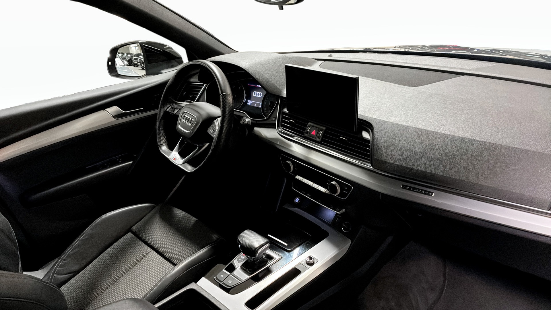 Audi Q5 Sportback SFR40U