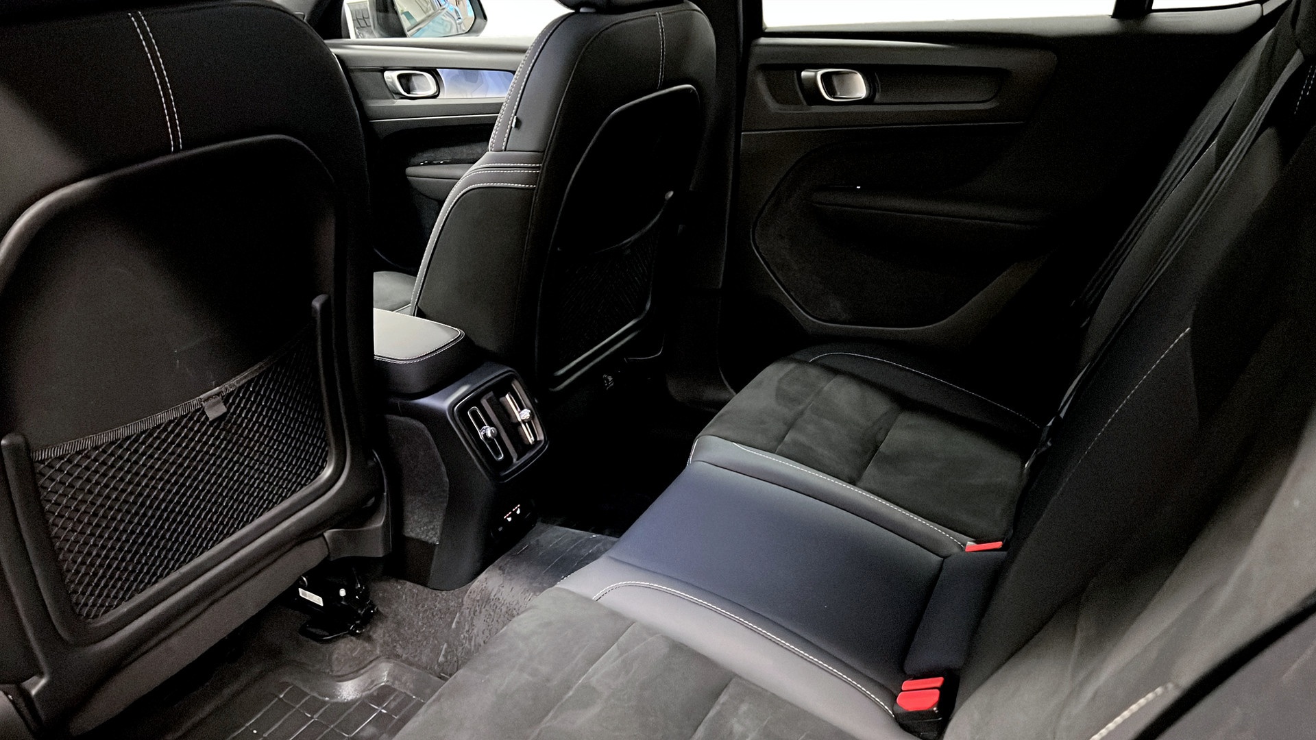 Volvo C40 Recharge SGE87U