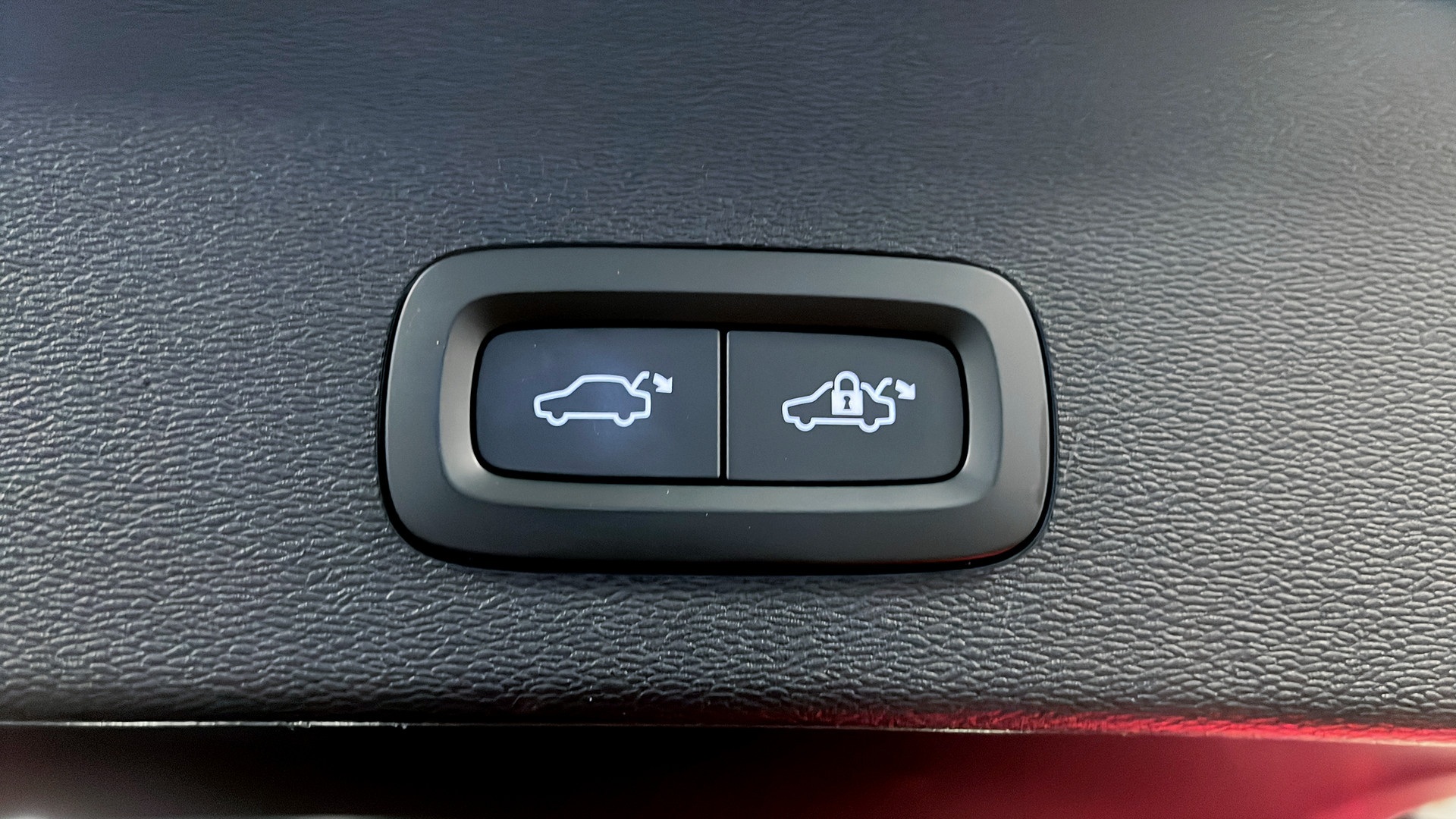 Volvo C40 Recharge SGE87U