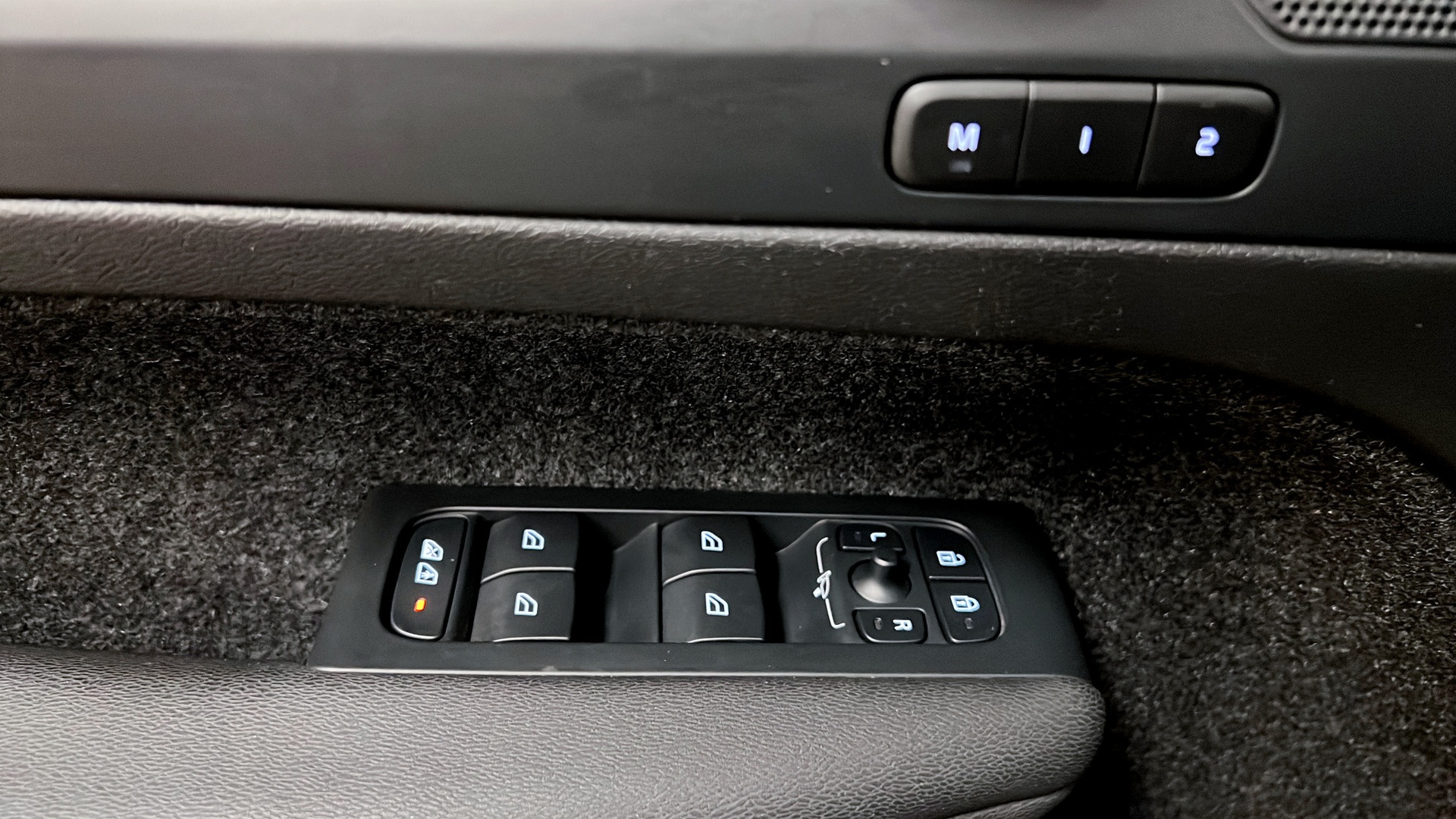 Volvo C40 Recharge SGE87U