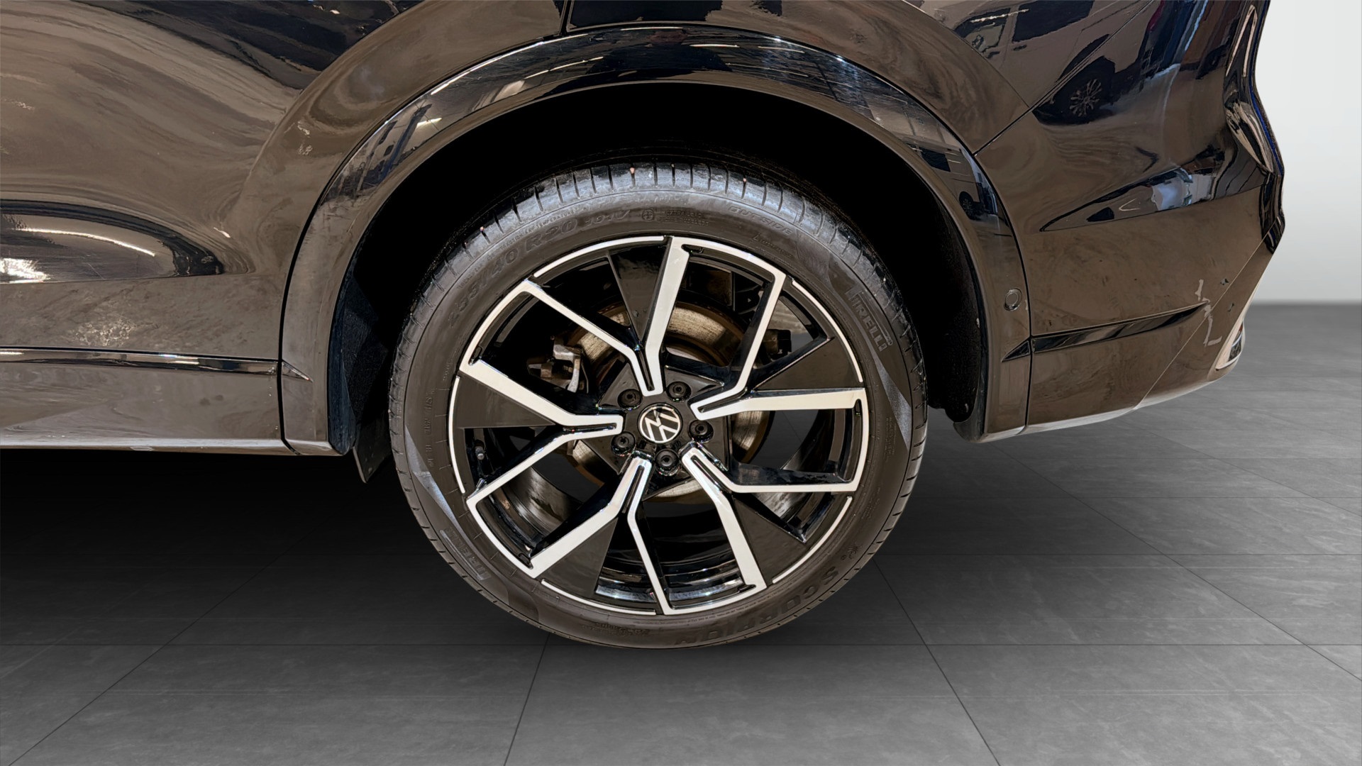 Volkswagen Tiguan SGF89H