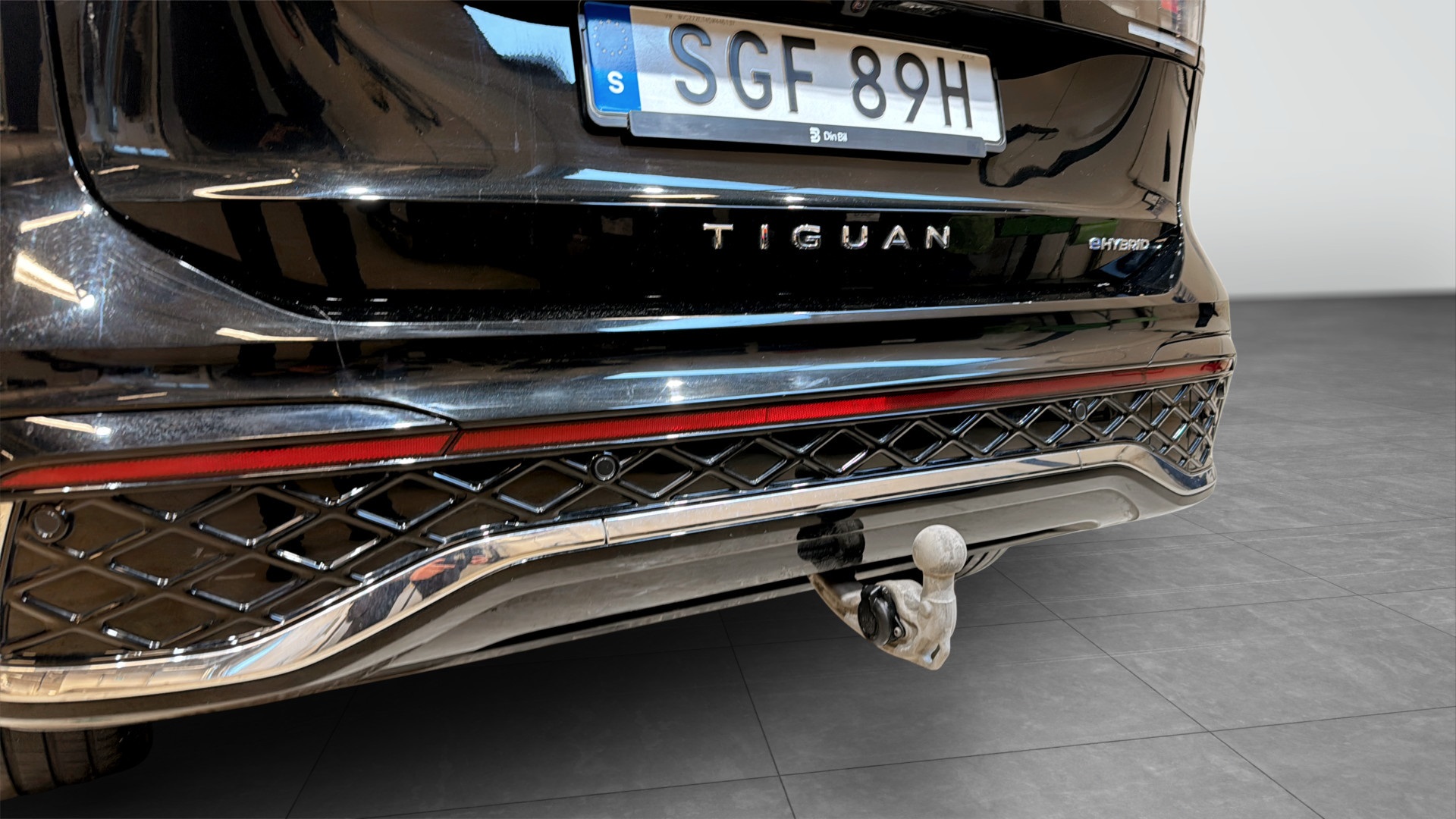 Volkswagen Tiguan SGF89H
