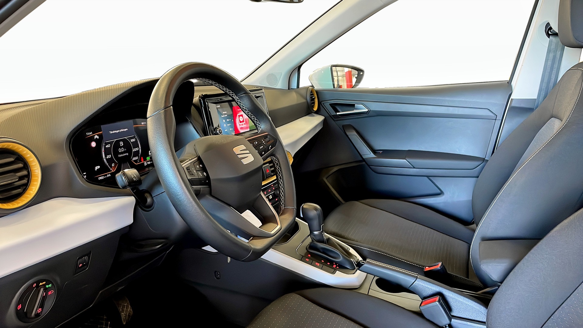 SEAT Arona SGM04C