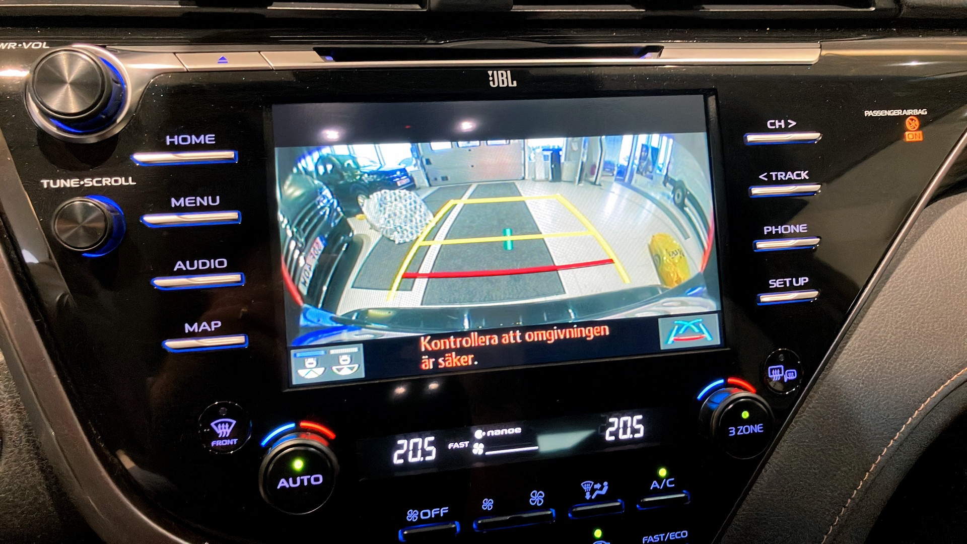 Toyota Camry SGO636