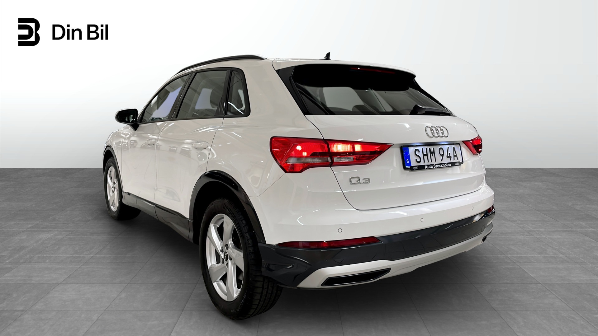 Audi Q3 SHM94A
