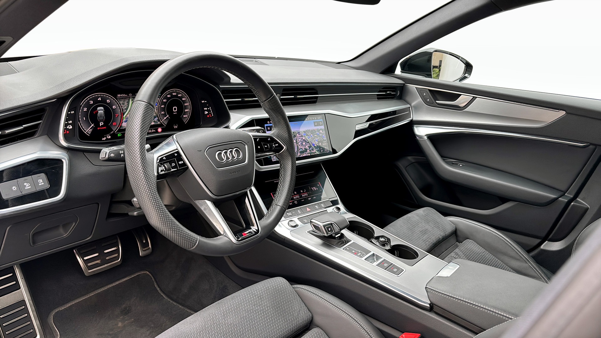 Audi A6 Avant TFSI e SJB43A