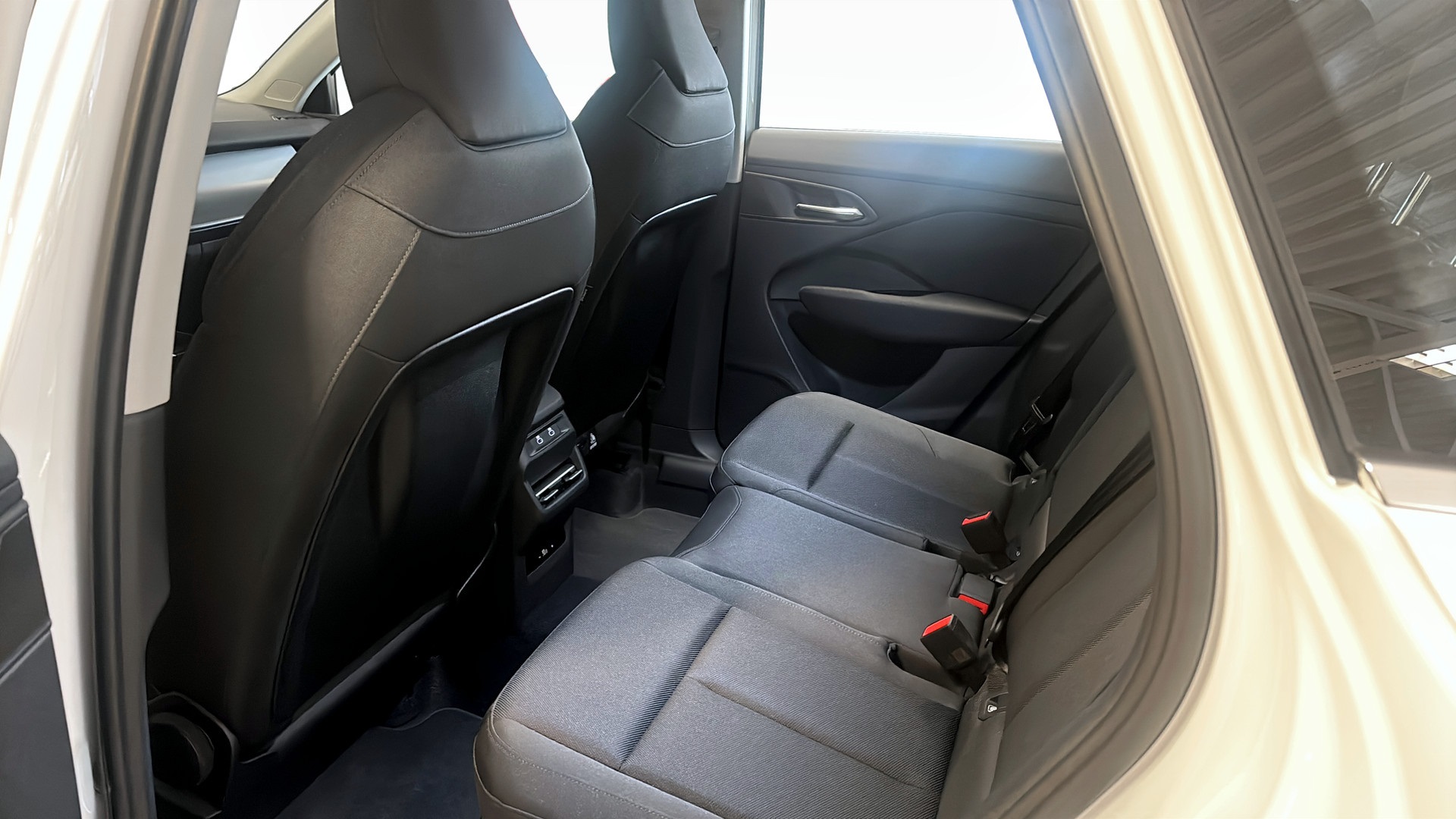 Audi Q3 SJB73P