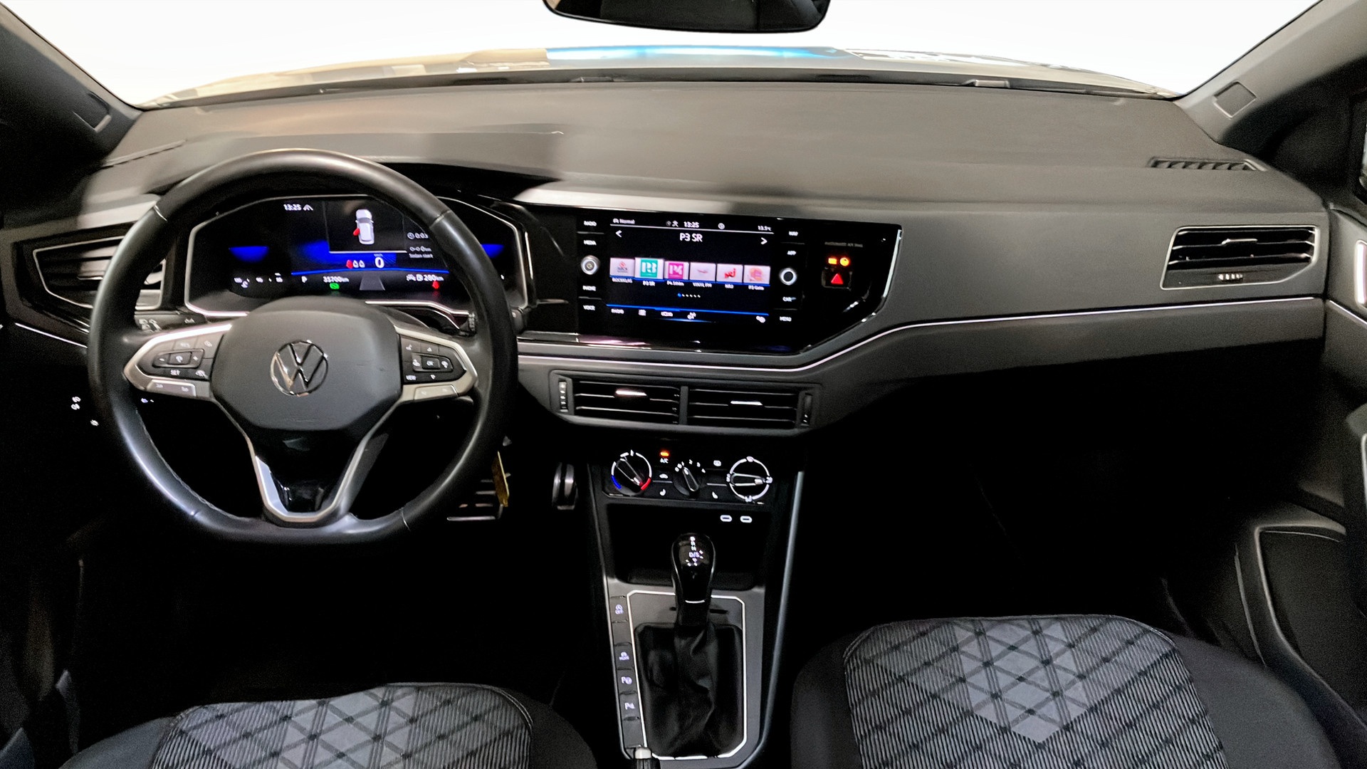 Volkswagen Taigo SJL04B