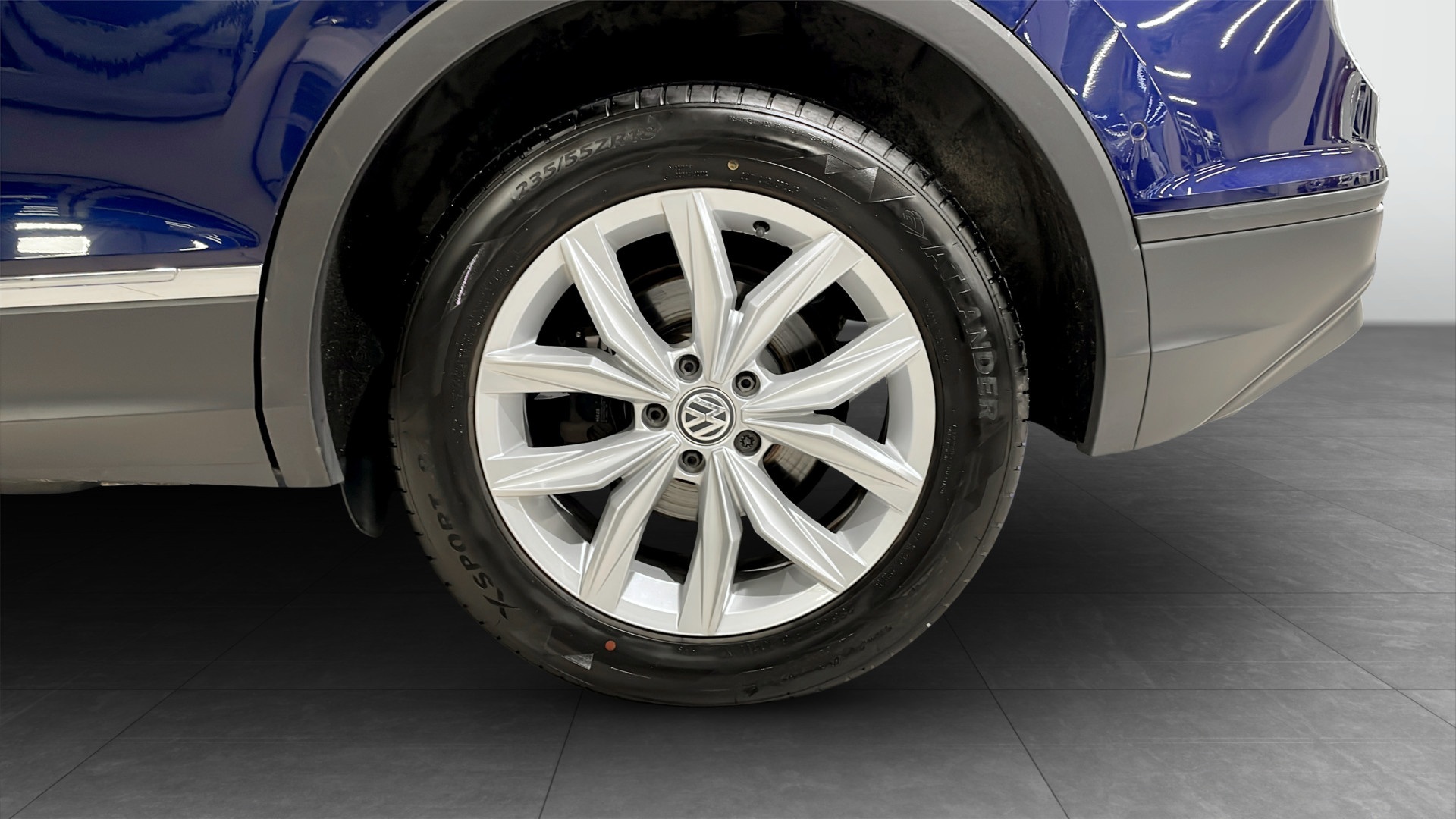 Volkswagen Tiguan SJN65R