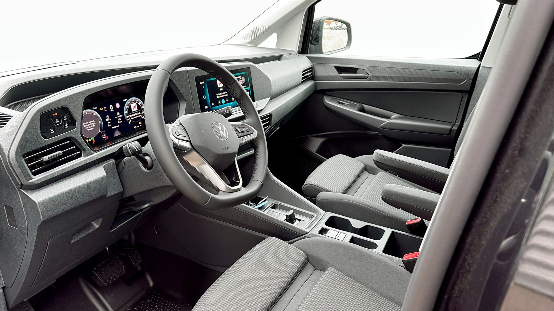Volkswagen Caddy SJP08C