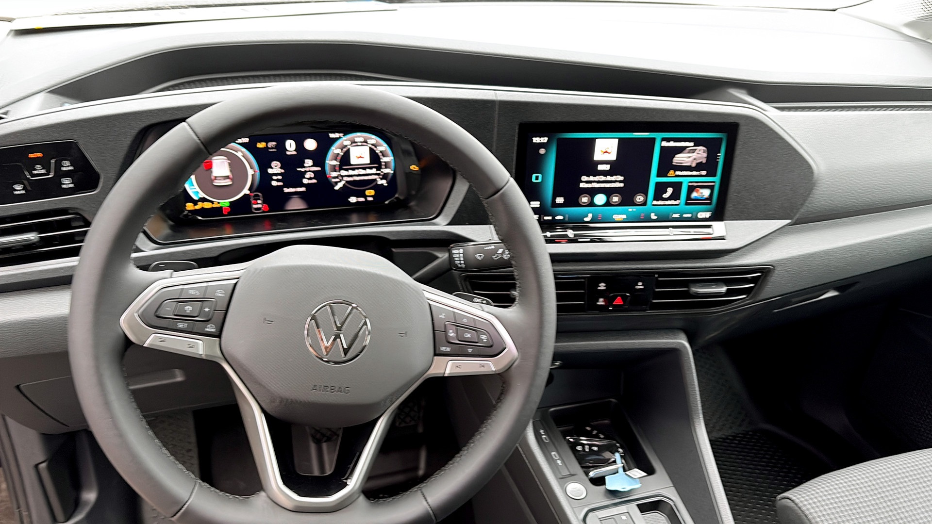 Volkswagen Caddy SJP08C