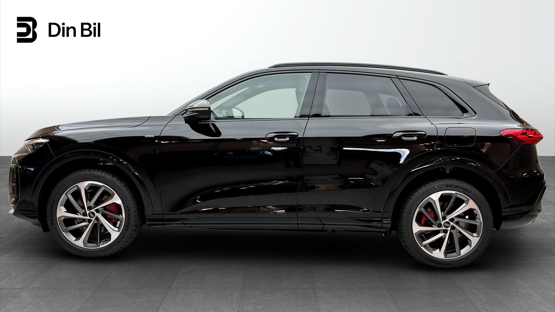 Audi Q5 SJR08G