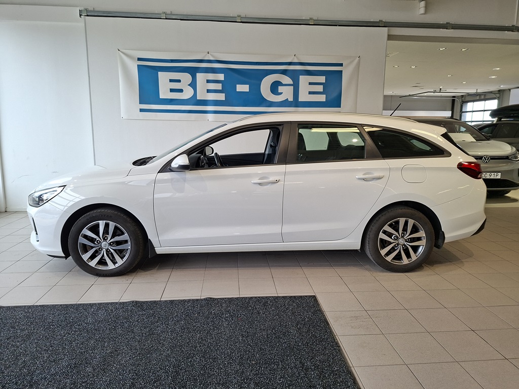 Hyundai i30 SJW336
