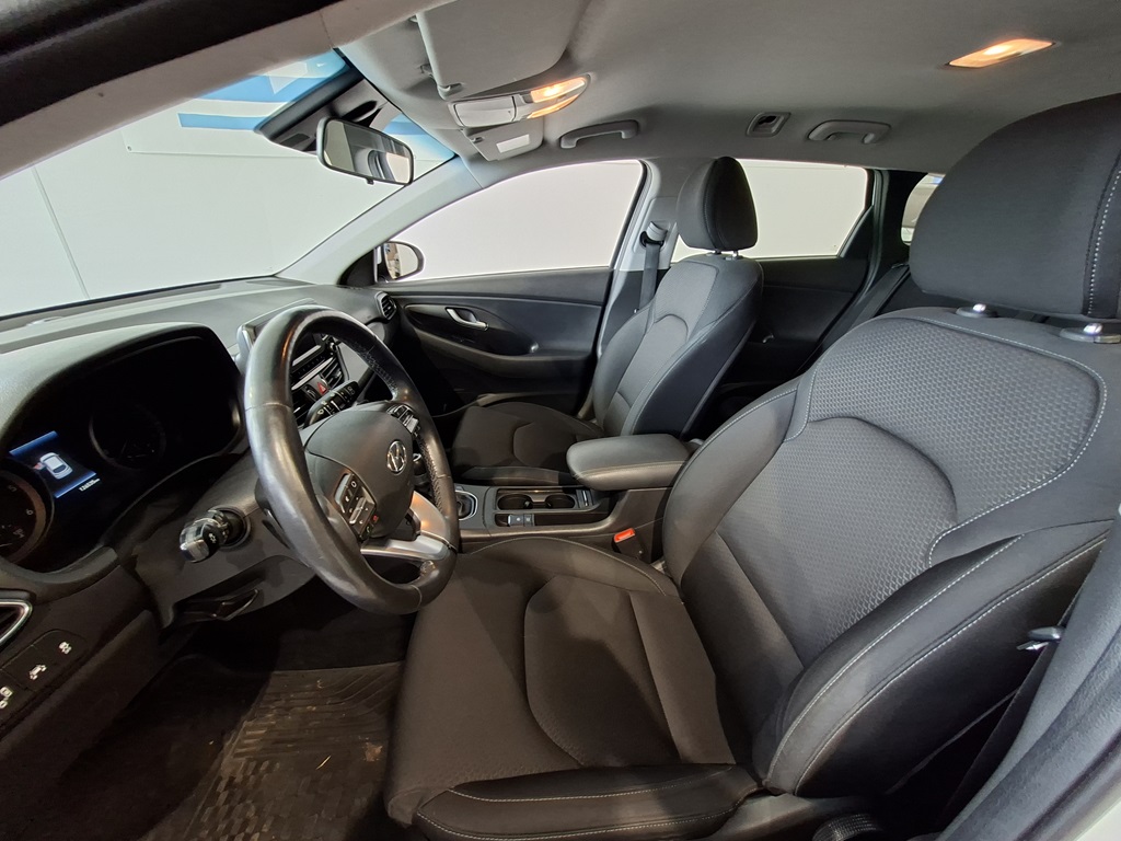 Hyundai i30 SJW336