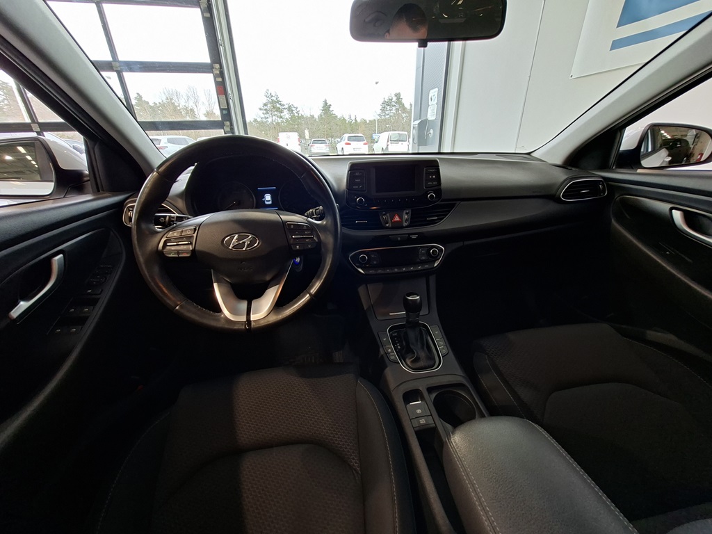 Hyundai i30 SJW336