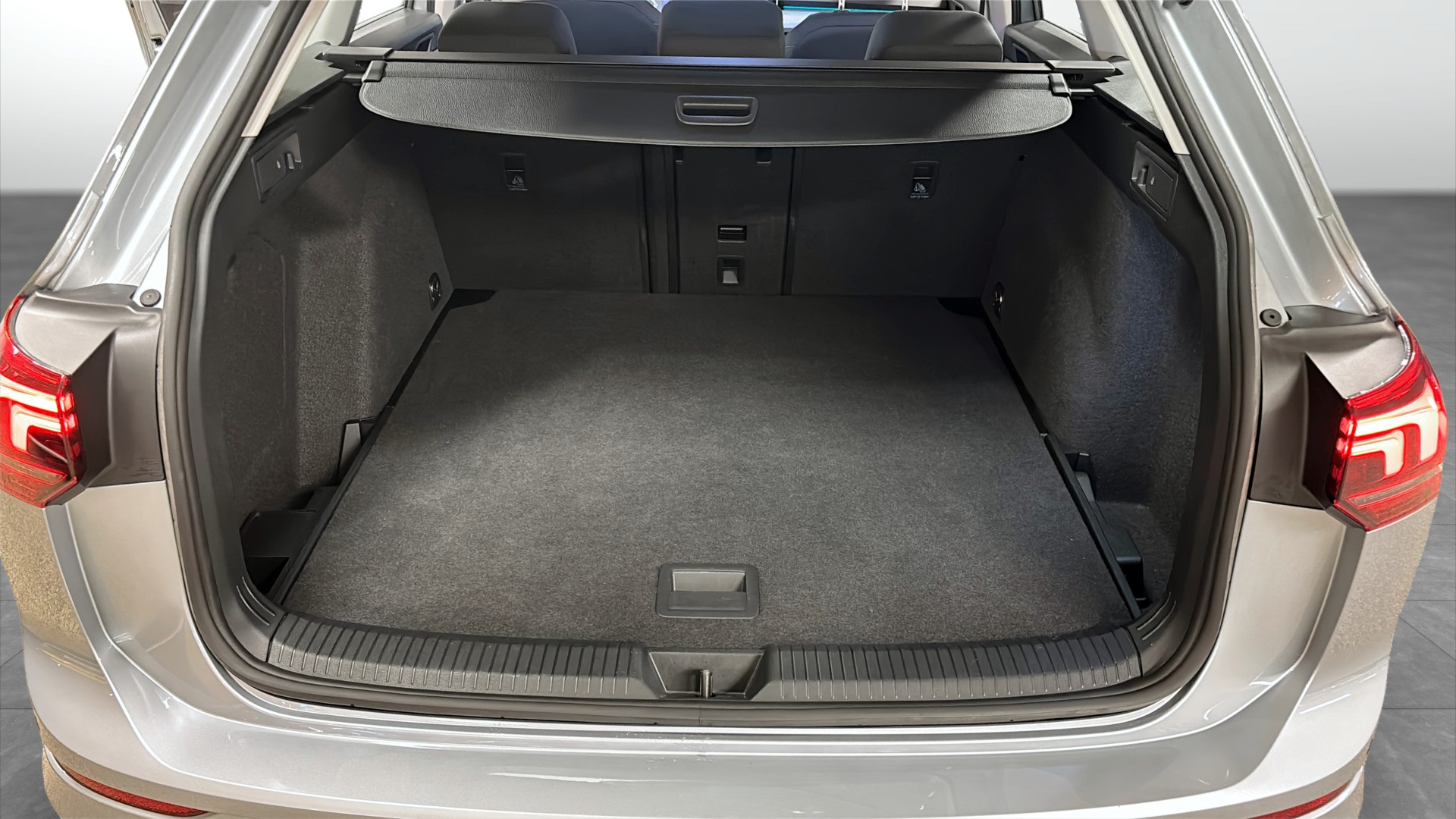 Volkswagen Golf Sportscombi SKK04N