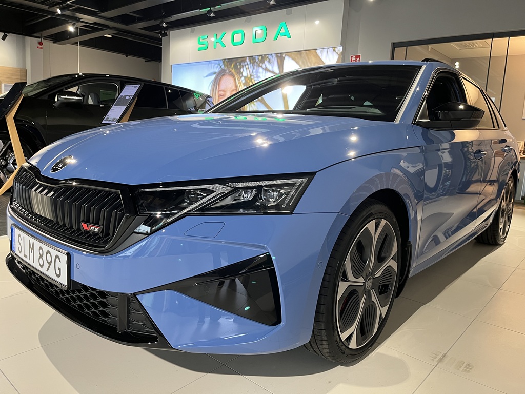 Skoda Octavia SLM89G