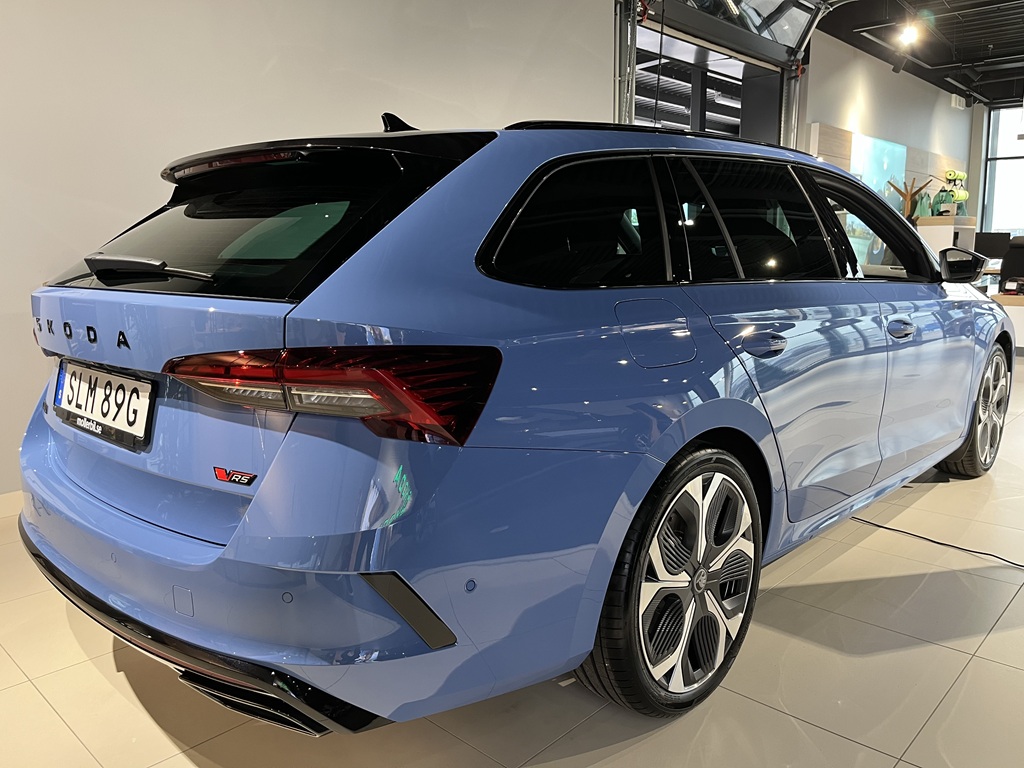 Skoda Octavia SLM89G
