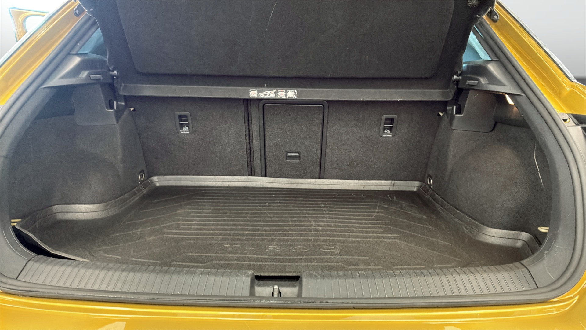 Volkswagen T-Roc SME26L