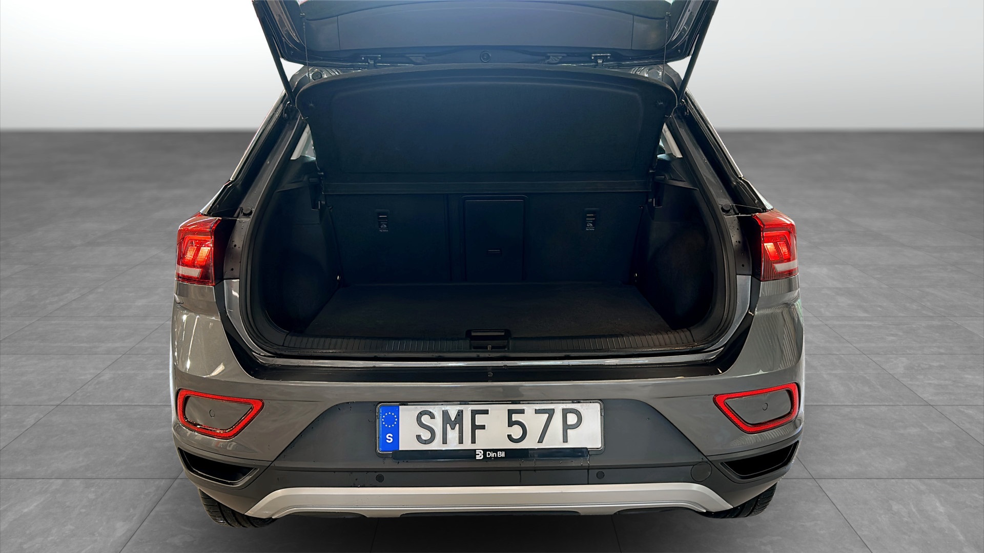 Volkswagen T-Roc SMF57P