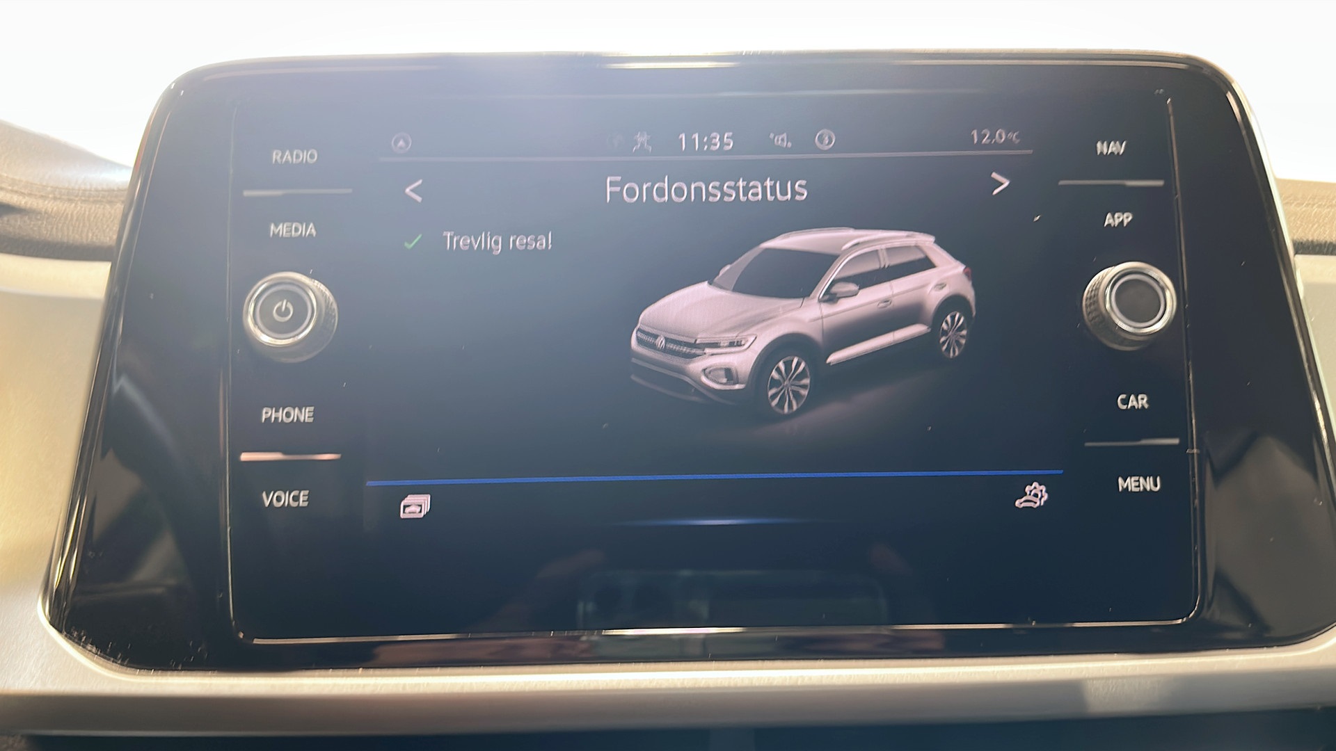 Volkswagen T-Roc SMF57P