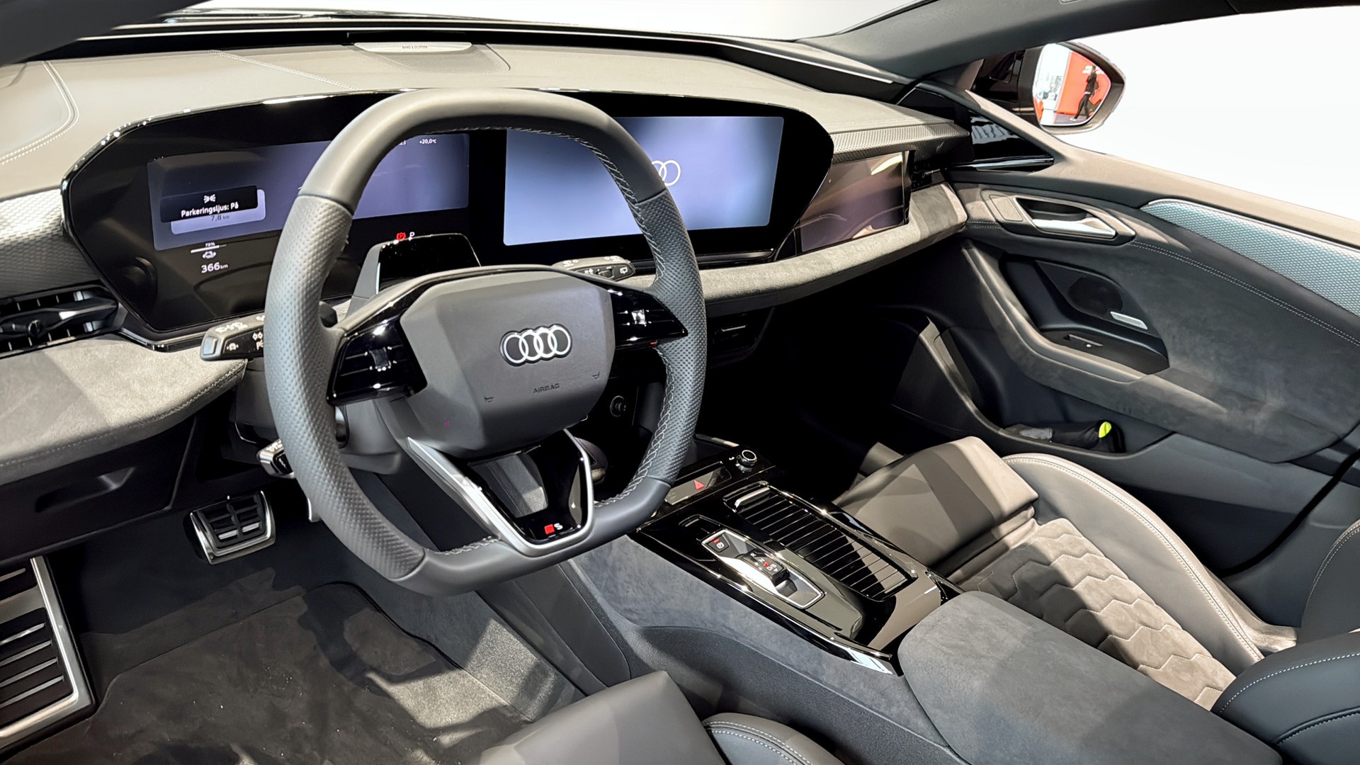 Audi A6 Avant e-tron SMM41W