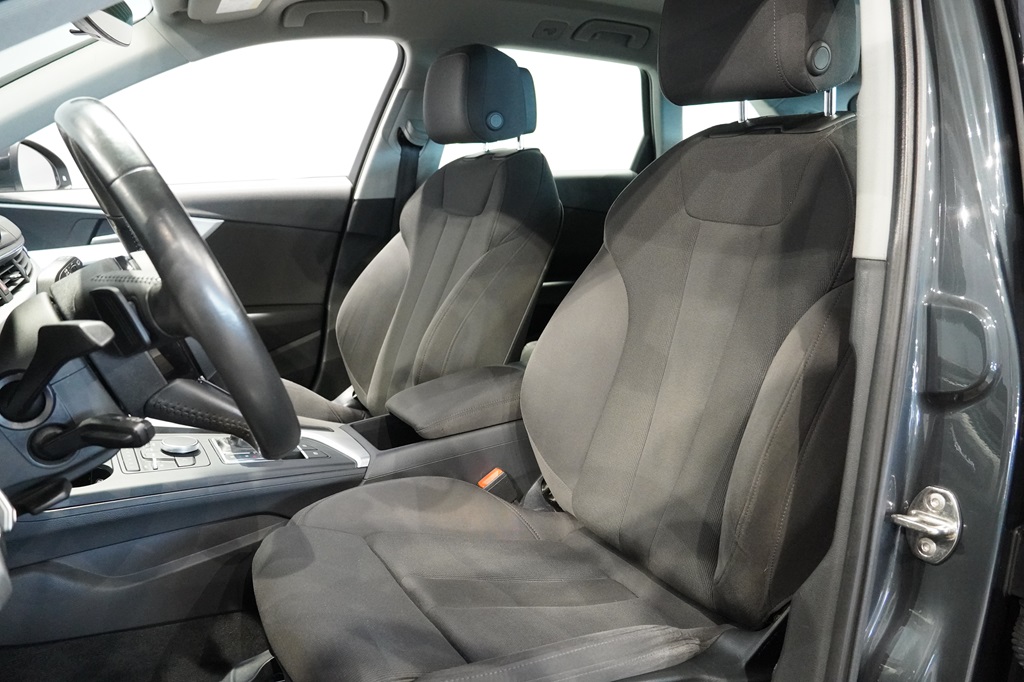 Audi A4 Avant SNG572