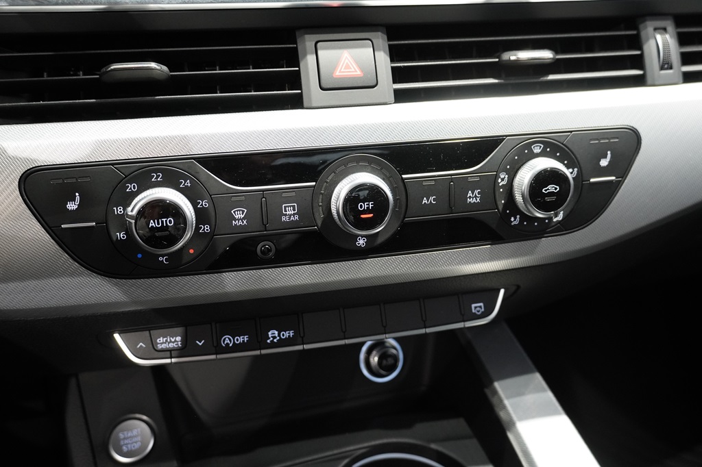 Audi A4 Avant SNG572