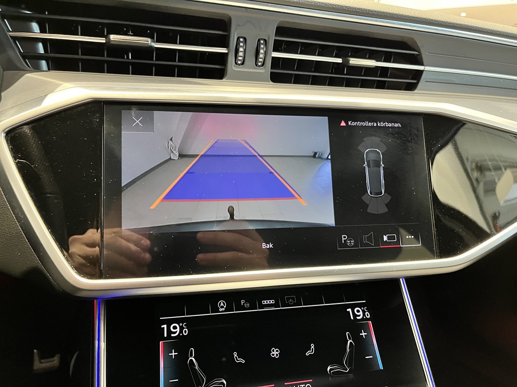 Audi A6 Avant SNJ94Y