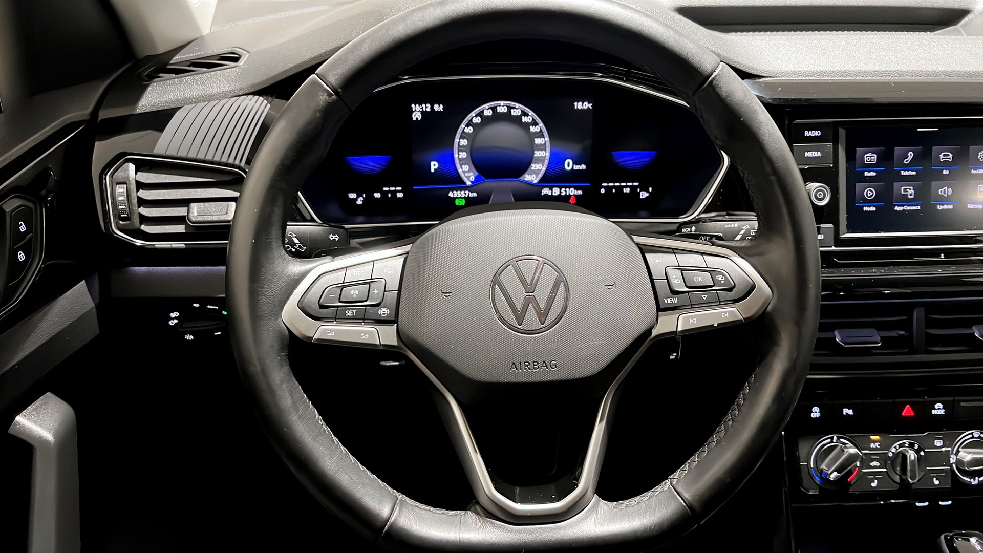 Volkswagen T-Cross SOC40G