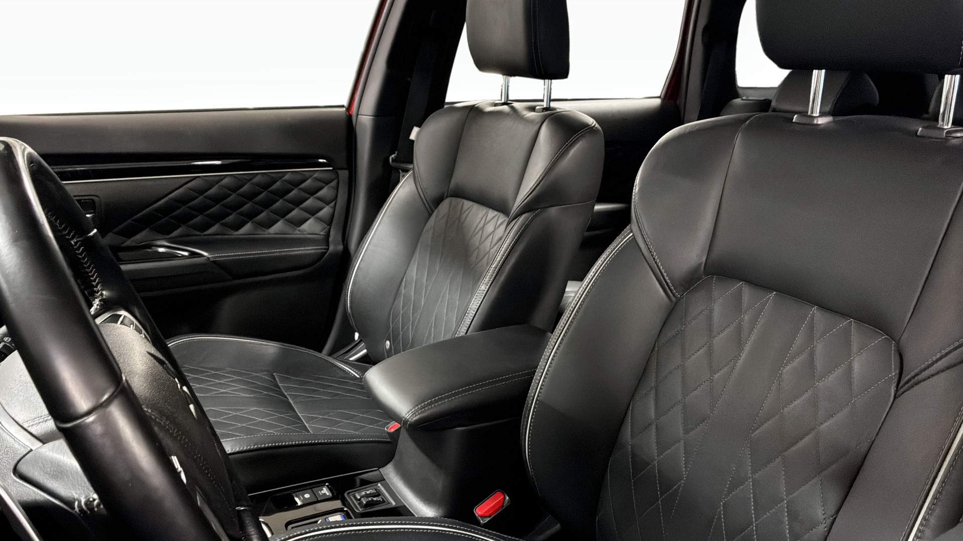 Mitsubishi Outlander SOY55L
