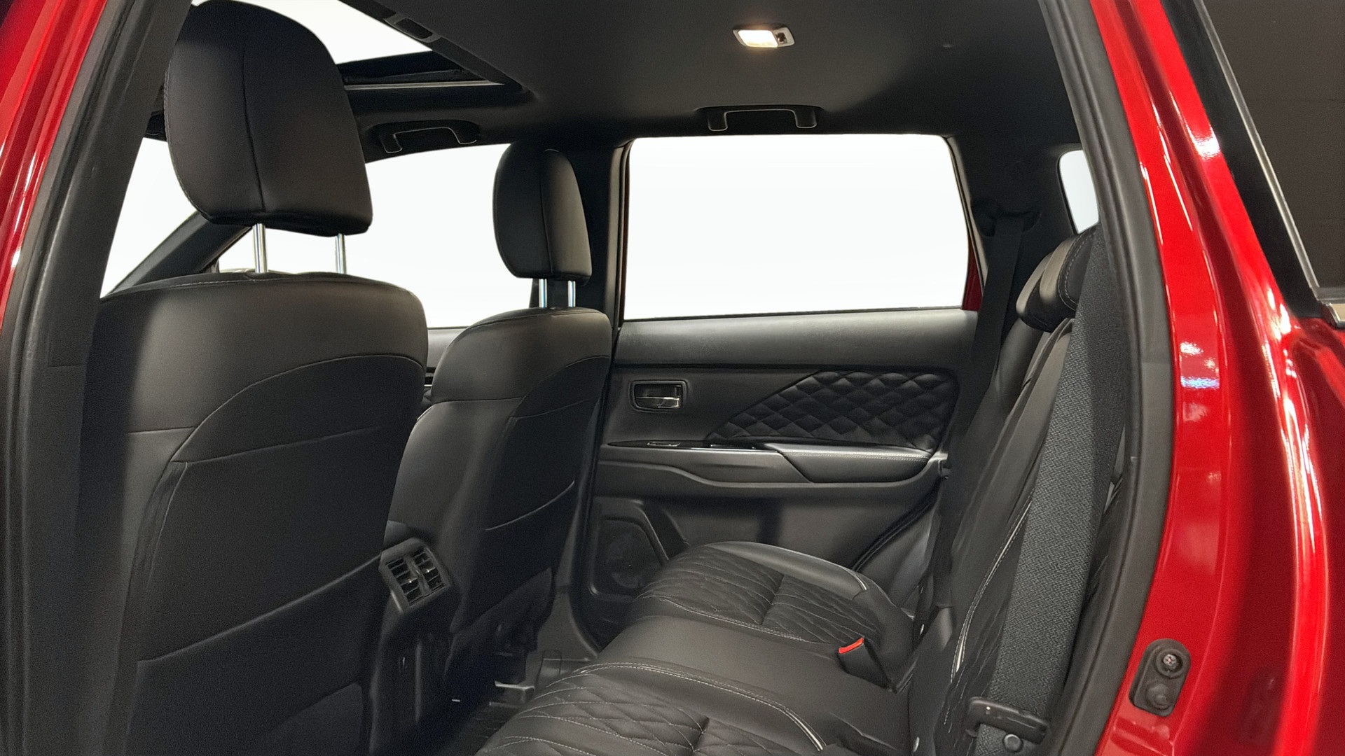 Mitsubishi Outlander SOY55L