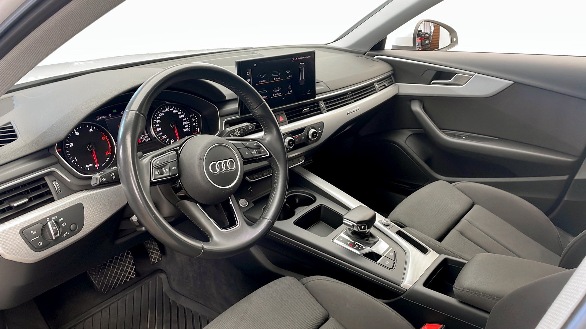Audi A4 Avant SPM66A