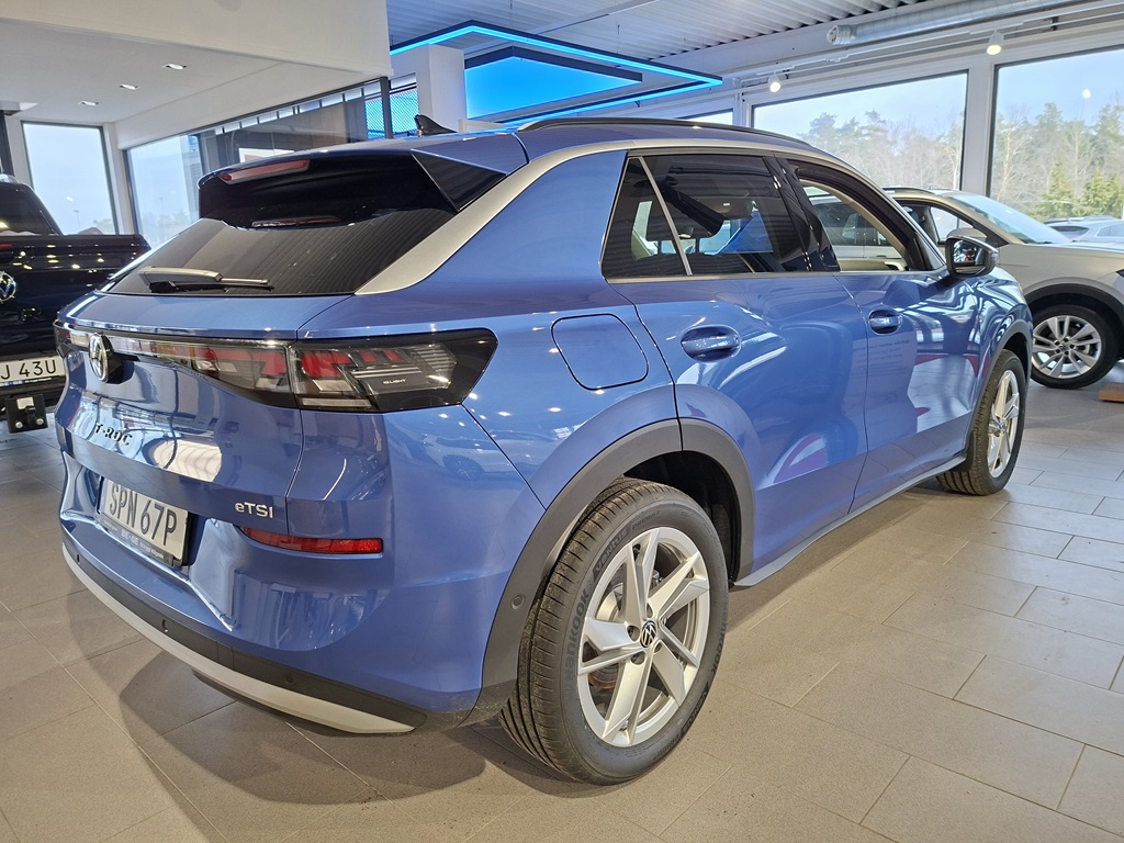 Volkswagen T-Roc SPN67P