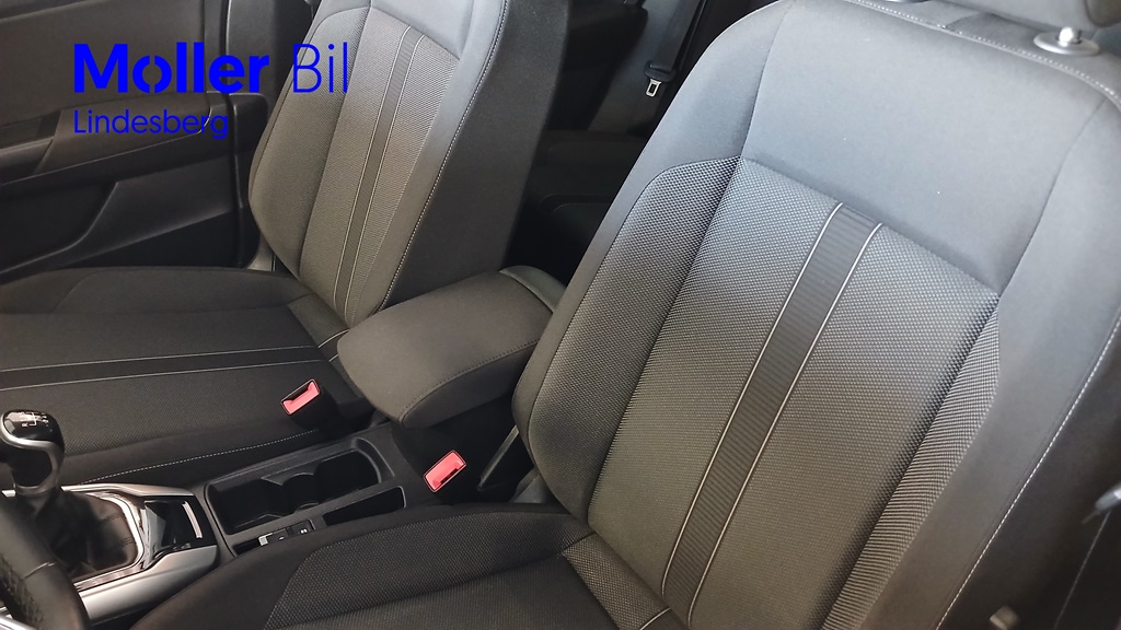 Volkswagen T-Roc SRA28J