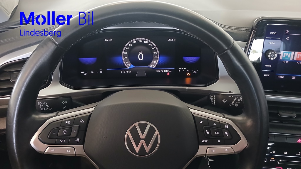 Volkswagen T-Roc SRA28J