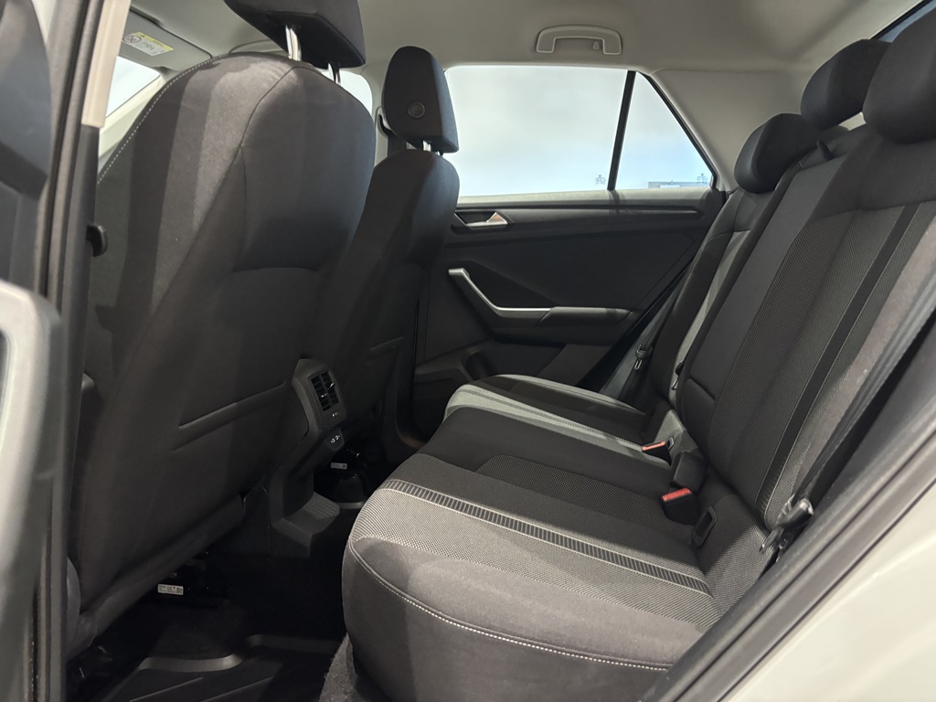 Volkswagen T-Roc SRA29A