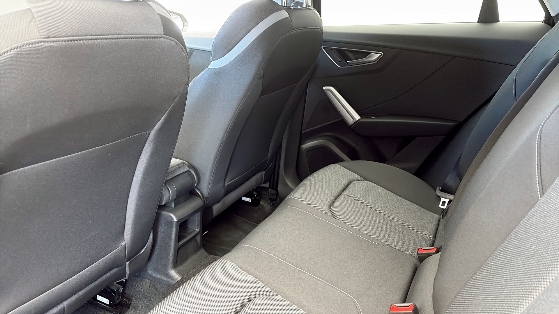 Audi Q2 SRA29F