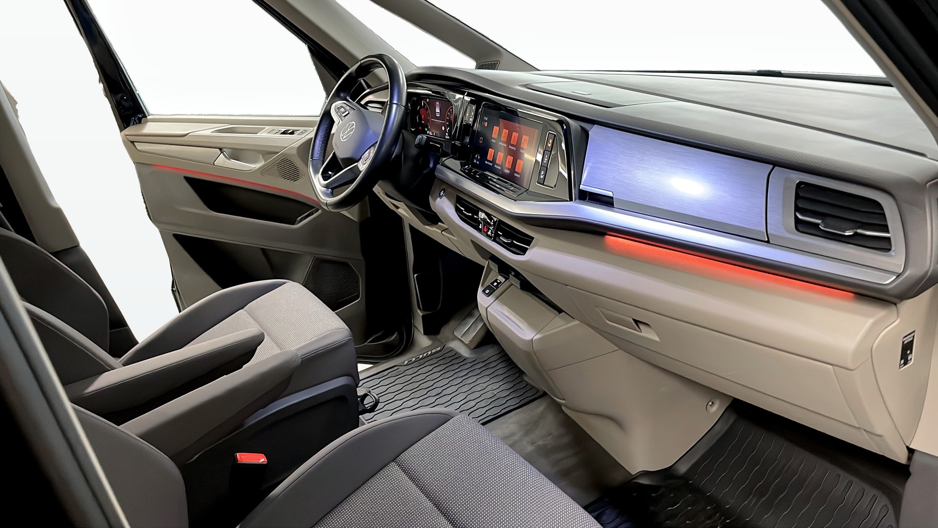 Volkswagen Multivan SRA85U