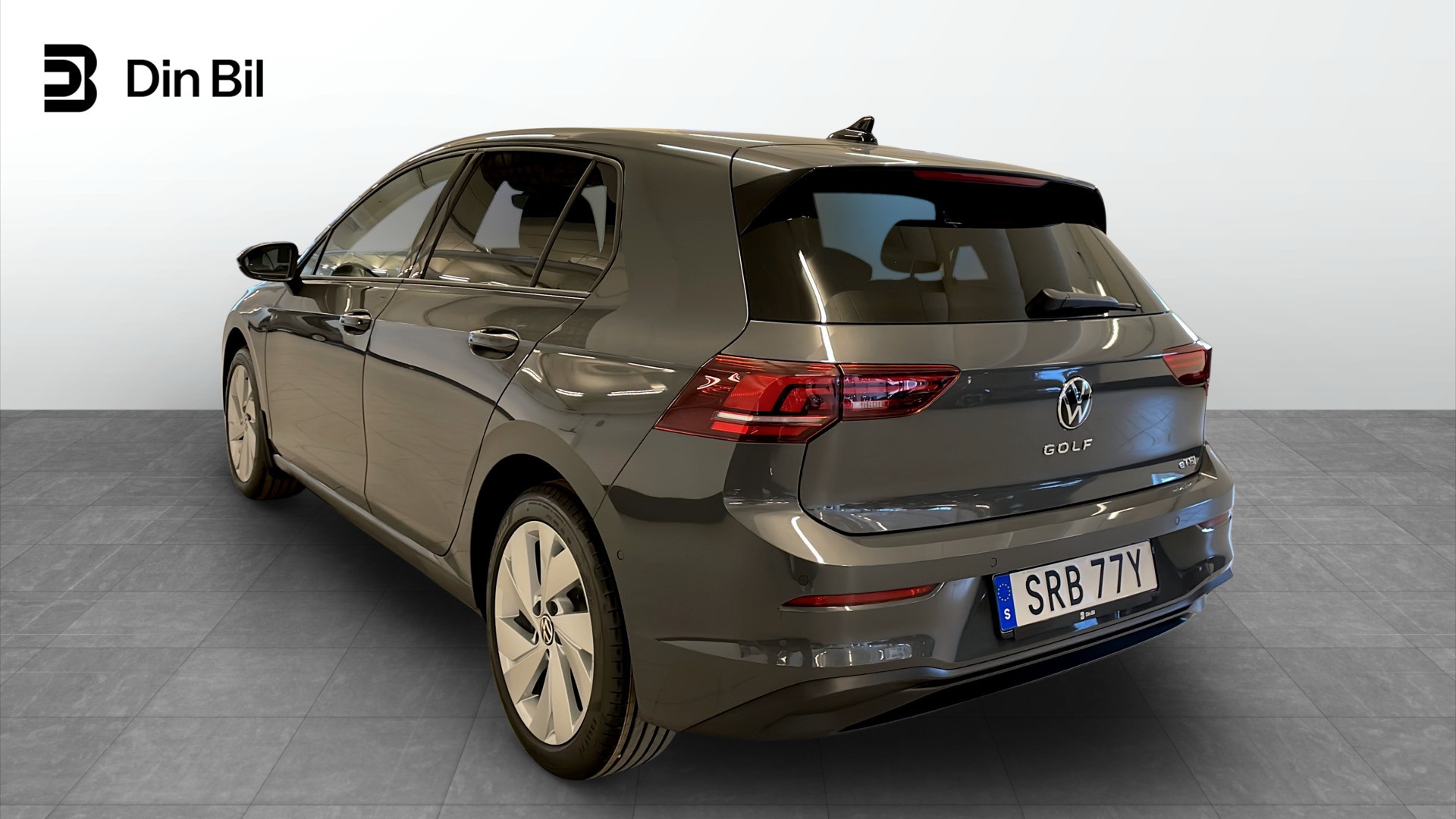 Volkswagen Golf SRB77Y