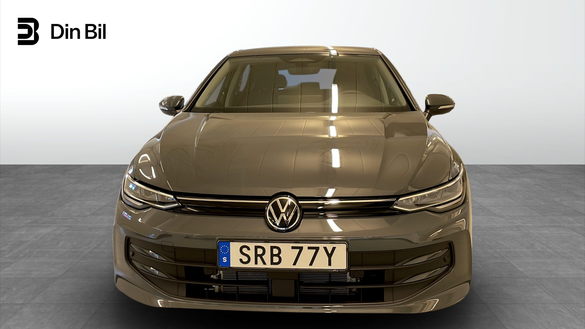Volkswagen Golf SRB77Y