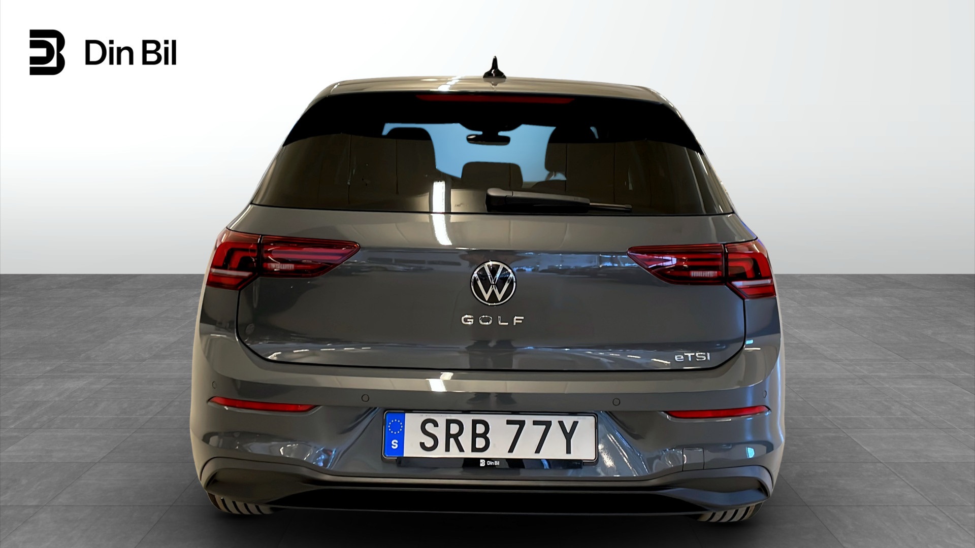 Volkswagen Golf SRB77Y