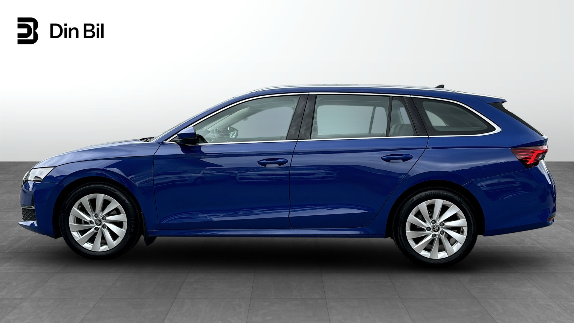 Skoda Octavia Combi SRM88C