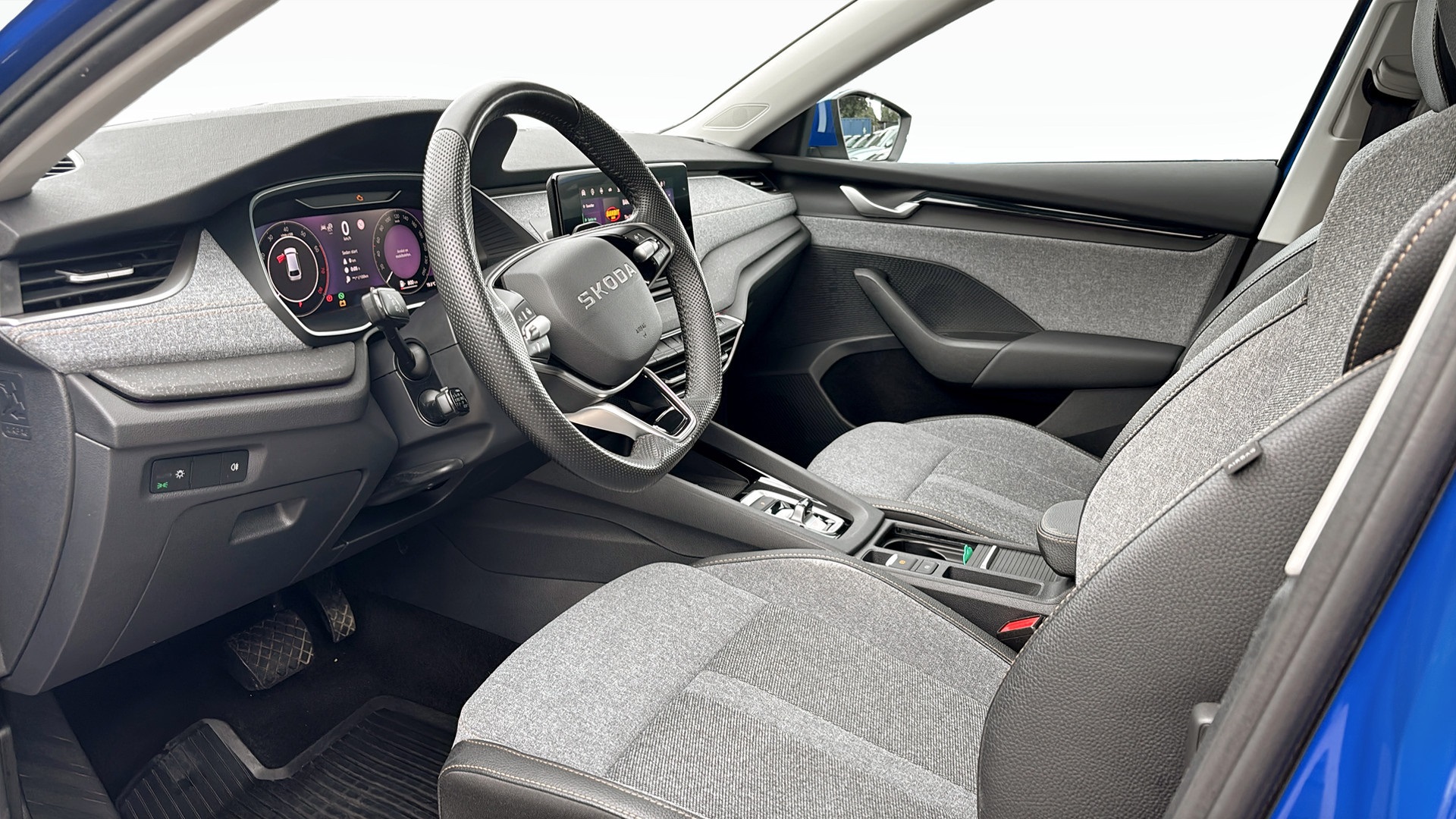 Skoda Octavia Combi SRM88C
