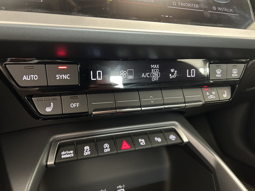 Audi A3 Sportback SRN41Y