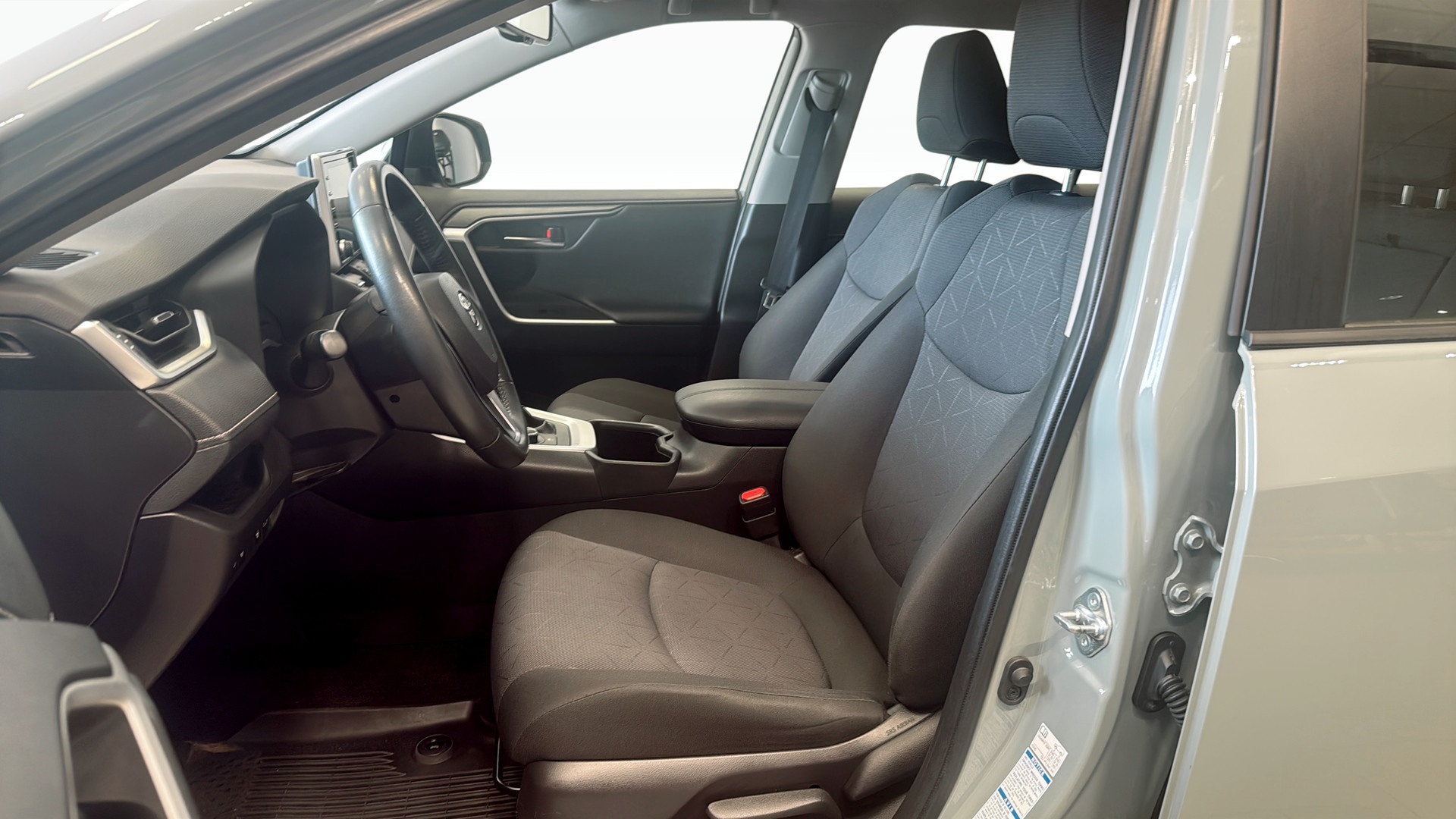 Toyota RAV4 SSC27B