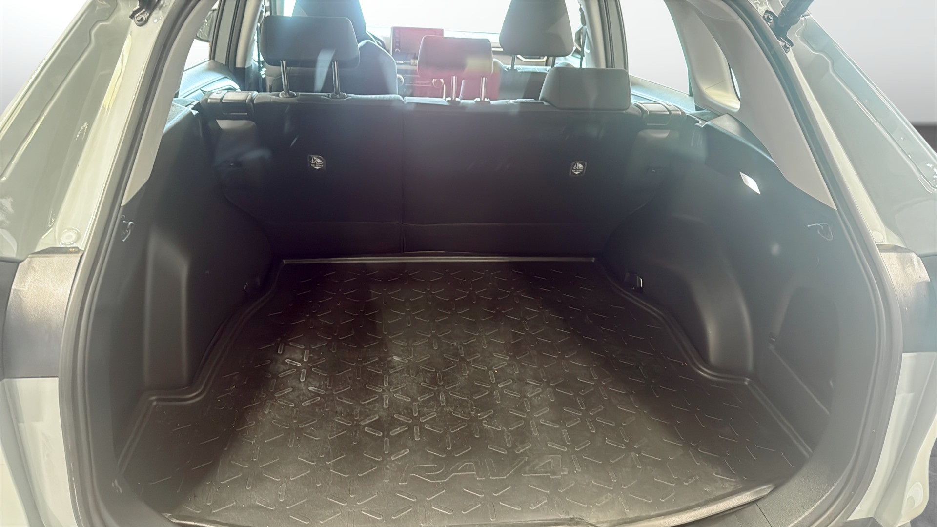 Toyota RAV4 SSC27B