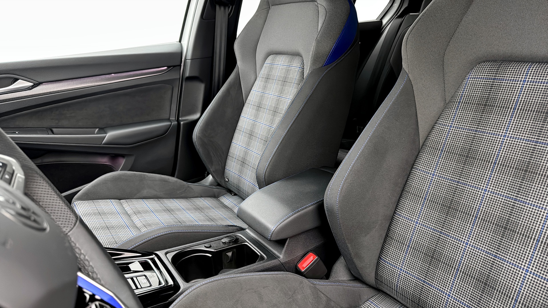 Volkswagen Golf SSG88S