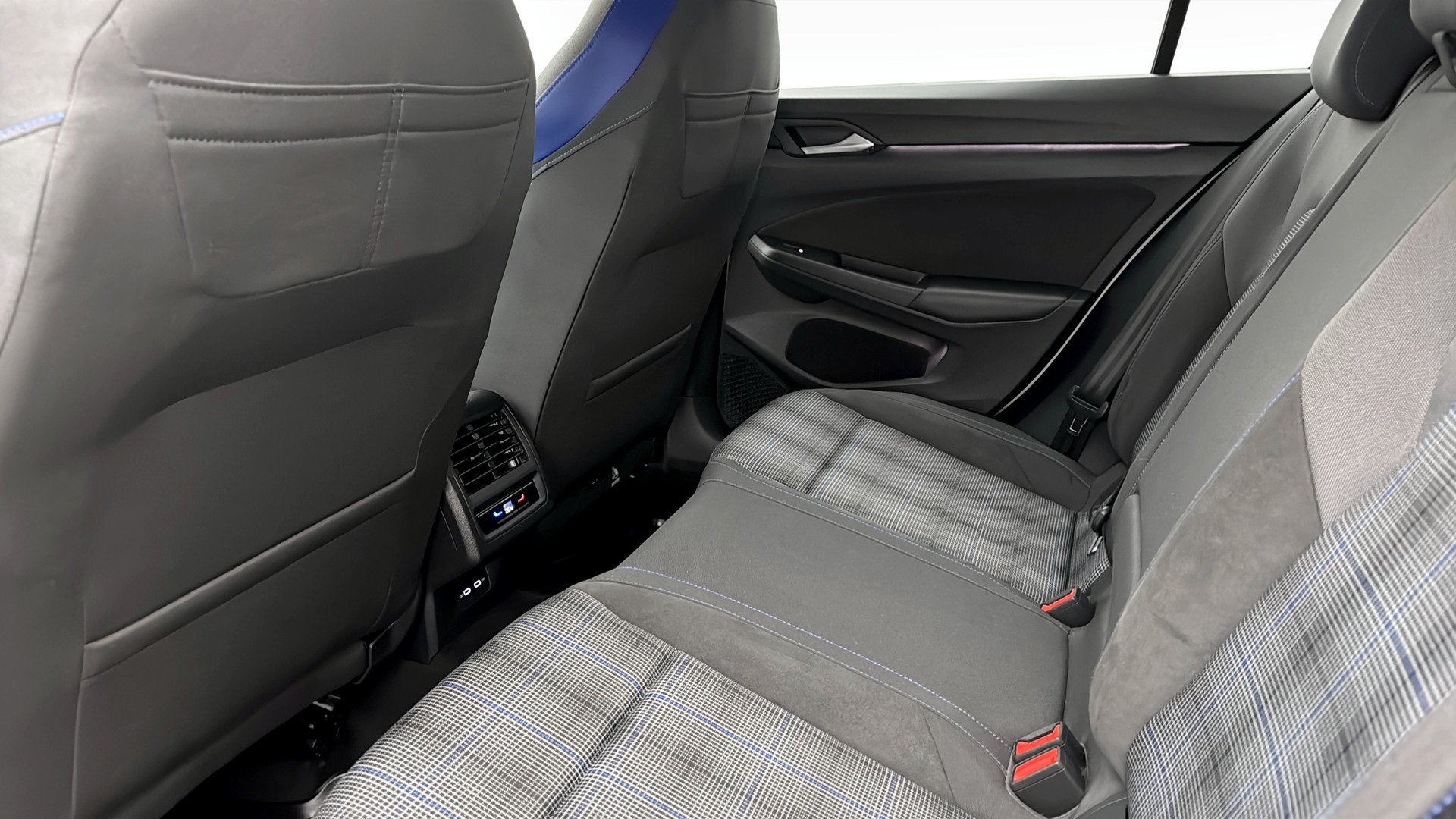 Volkswagen Golf SSG88S