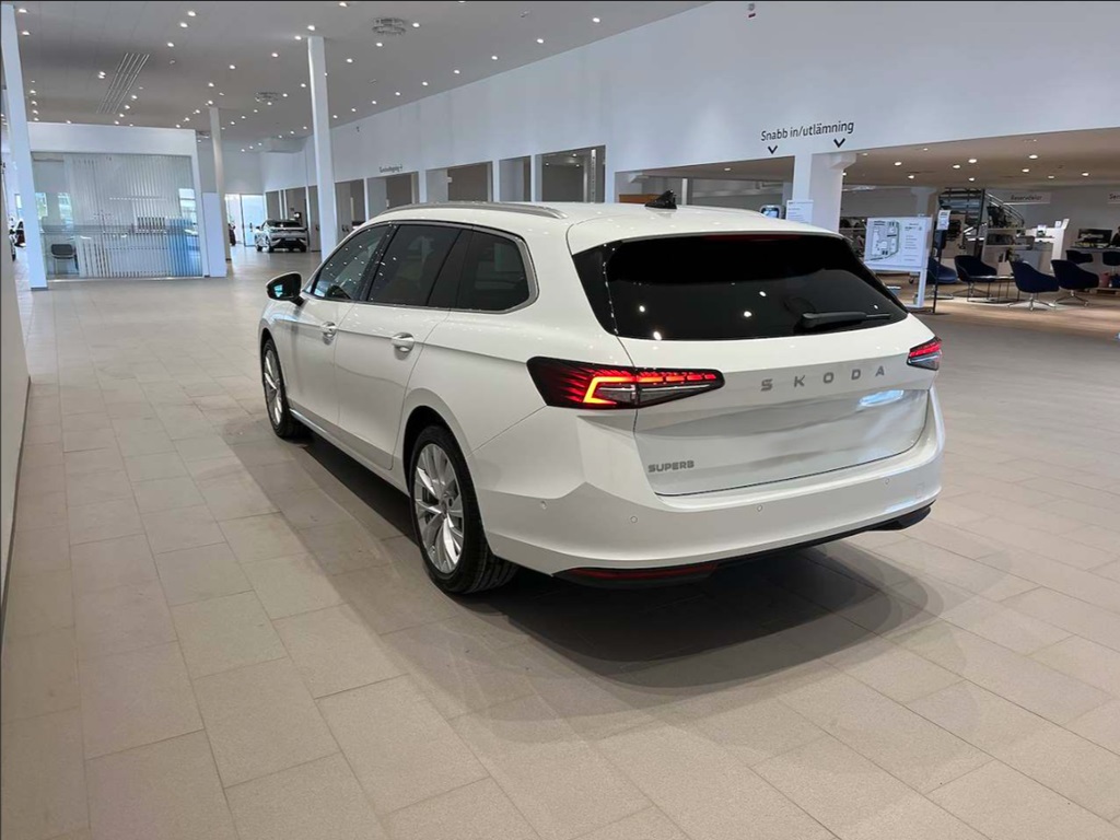 Skoda Superb SSS88P